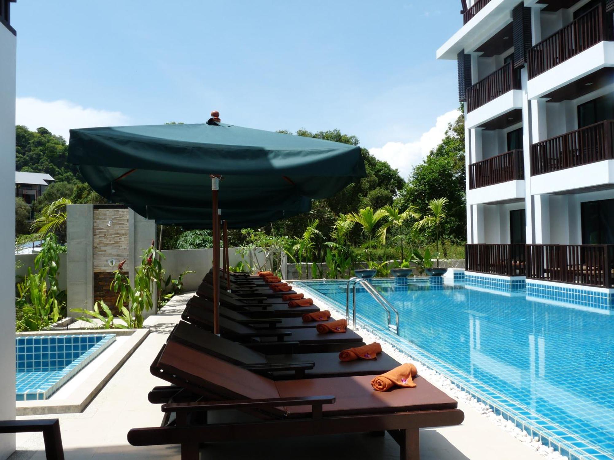 Apasari Krabi - Sha Extra Plus Hotel Ao Nang Exterior photo